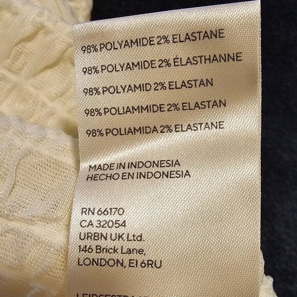 !!!NWT!!! Women’s Free People Love You More Ruffle Accent Smocked Top, X-Large - Picture 13 of 14